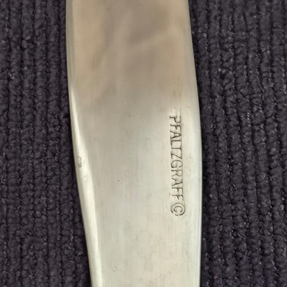 Pfaltzgraff dinner knives